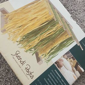 Design Beechwood pasta drying rack